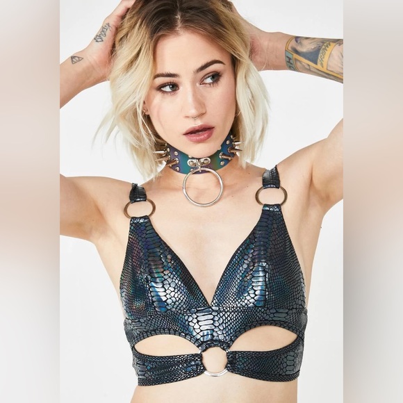 NWOT DollSkill Wave Cutout Bra Top festival shirt - Picture 1 of 4